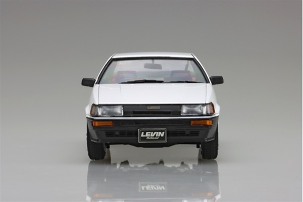 アオシマ ザ・モデルカーNo.85 1/24 トヨタ AE85 カローラレビン