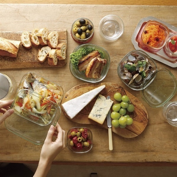 iwaki 耐熱ガラス 保存容器7個セット パック＆レンジ 各色 | イオン