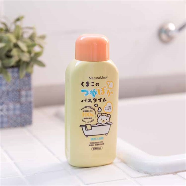 ナチュラムーン くまこのつやぽかバスタイム 600ml ナチュラムーン