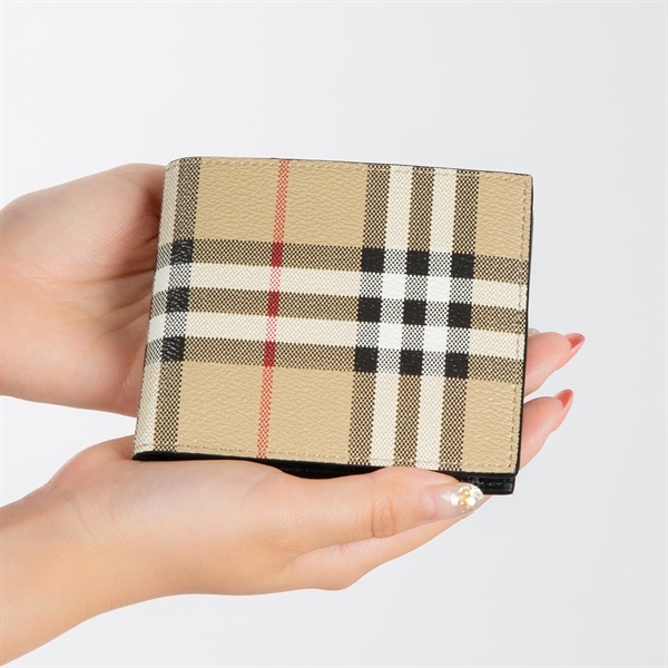 バーバリー　Burberry 新品未使用 未使用級』BURBERRY バーバリー カーディガン ノバチェック SP