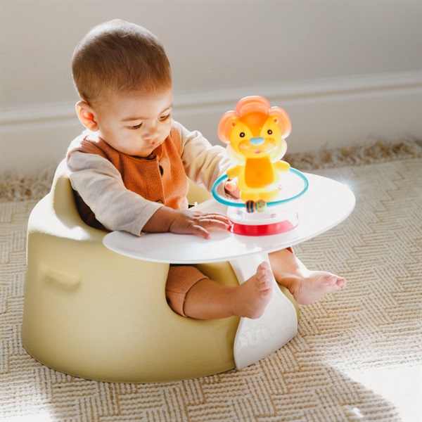 Bumbo バンボ ベビーソファ ナツメグ ベビーチェア | イオンスタイル 
