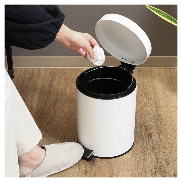 静かに閉まるゴミ箱 5L | イオンスタイルオンライン 衣料品・暮らしの