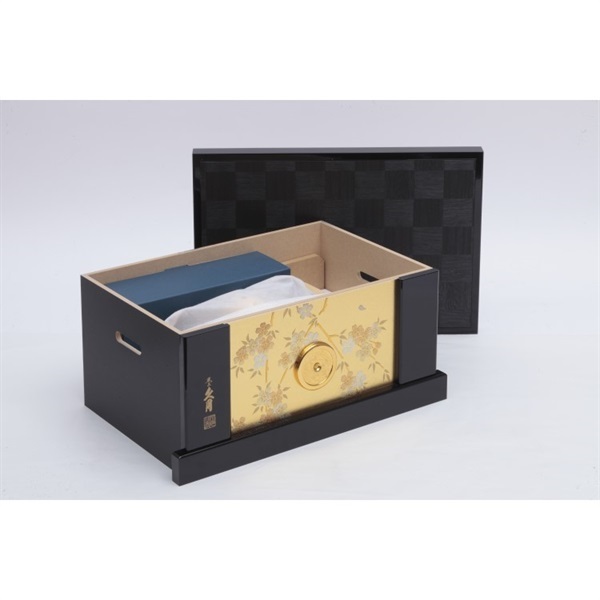 久月 兜収納飾り「伊達桜 (だてざくら)」 五月人形 かぶと | イオン