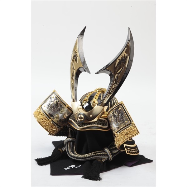 (交渉可)　五月人形　久月　龍虎伝説 名前旗プレゼント 久月 五月人形 龍虎伝説 龍峰 兜 収納飾り RKS9848R
