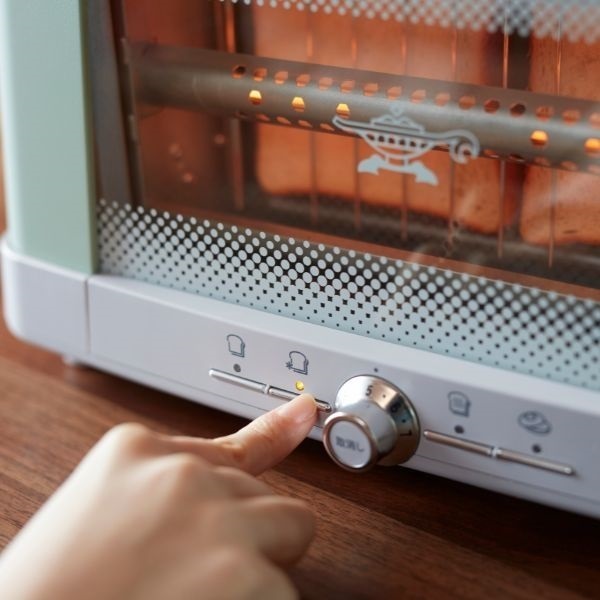 新品未使用品　アラジン　グラファイトポップアップトースター 楽天市場】アラジン グラファイト ポップアップトースター AEP