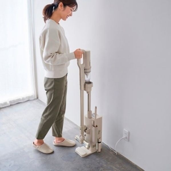 充電式サイクロン　スティッククリーナー　SCD-L3PD アイリスオーヤマ ゴミ回収ドック付き充電式サイクロン