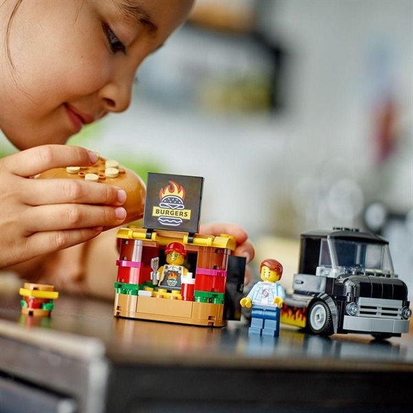 レゴ(LEGO) シティ 60404バーガートラック 5702017567471 5歳