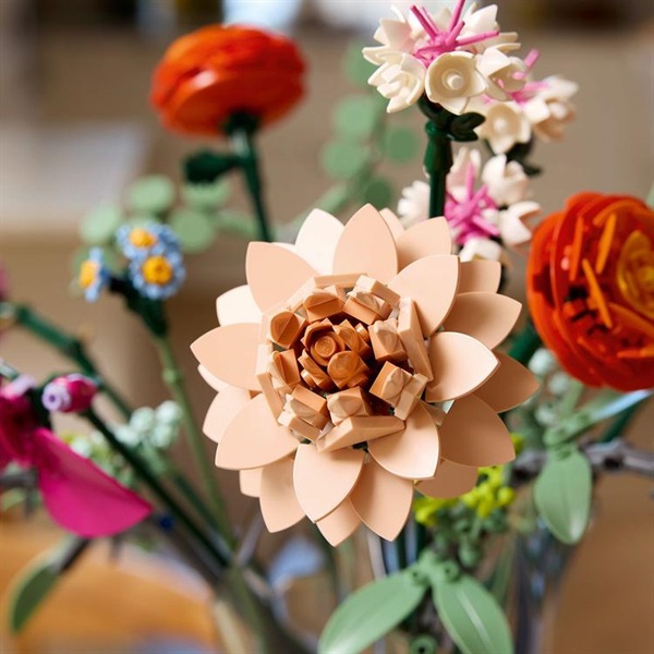 レゴ(LEGO) ボタニカル ピンクのブーケ 10342 5702017812540 | イオン