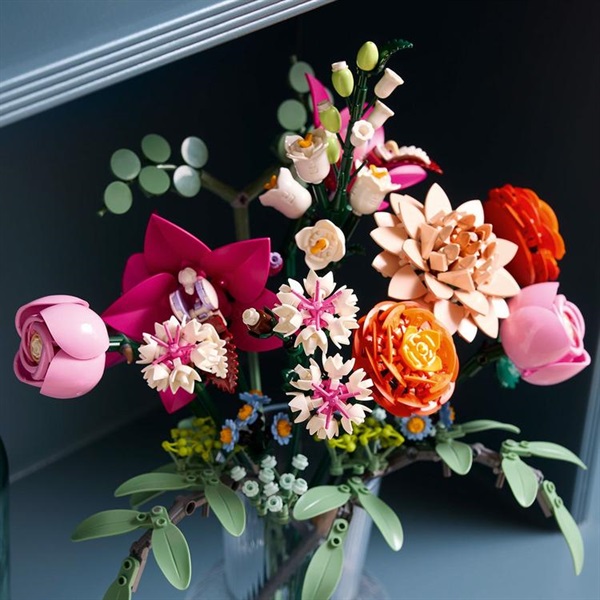 ジャムさま専用　ボタニカルブーケ レゴ(LEGO) ボタニカル ピンクのブーケ 10342 5702017812540 | イオン