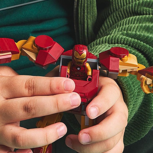 レゴ(LEGO) マーベル アイアンマンメカ vs. ウルトロン 76307